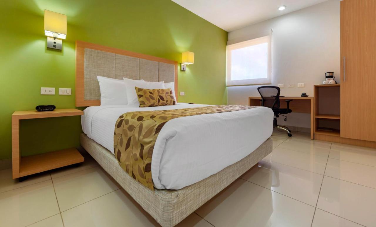 Sleep Inn Culiacán Zewnętrze zdjęcie