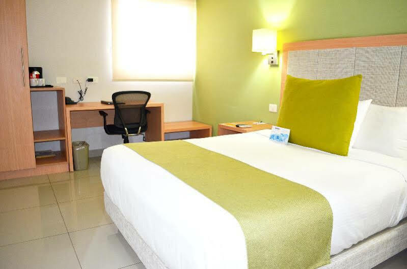 Sleep Inn Culiacán Zewnętrze zdjęcie